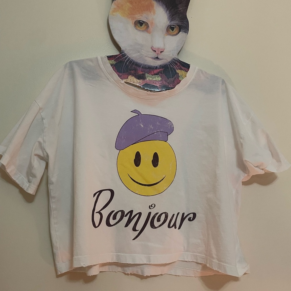 Altar'd State Cream Bonjour Smiley cropped Tee